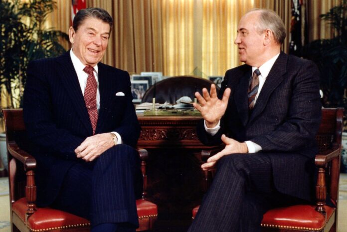 President Ronald Reagan and Soviet leader Mikhail Gorbachev